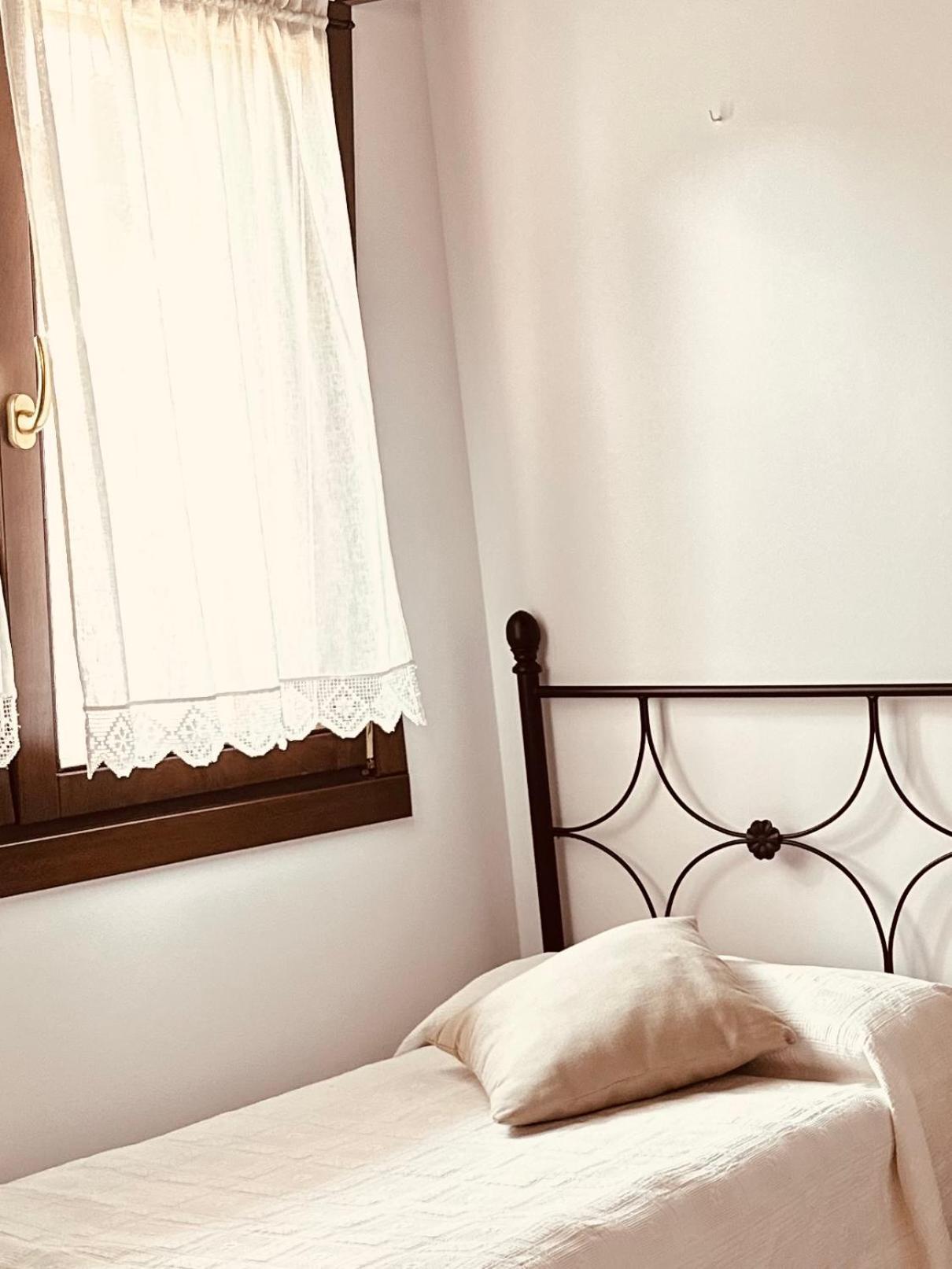 Los Castros Apartamentos Rurales A Llames de Pria ภายนอก รูปภาพ